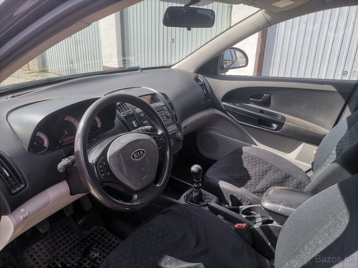 Kia Ceed combi - 7