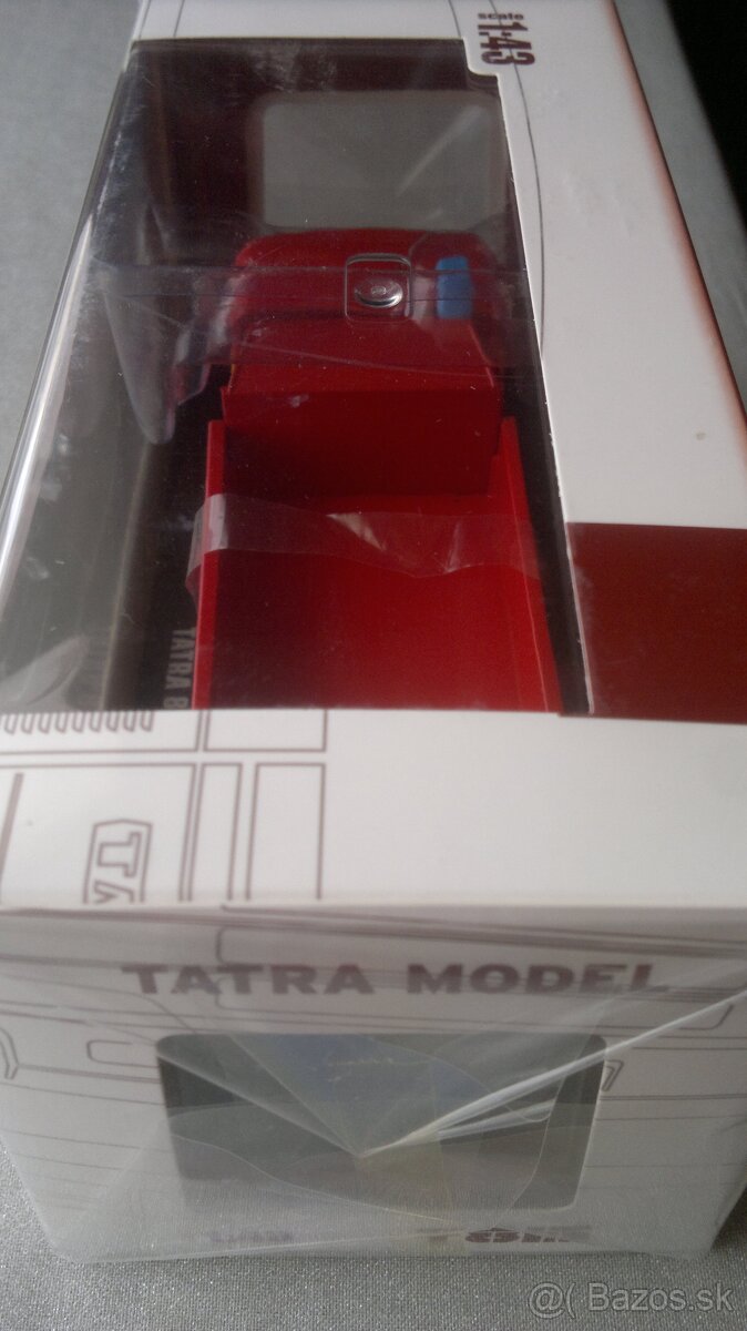 kniha s modelom tatra 815 - 7