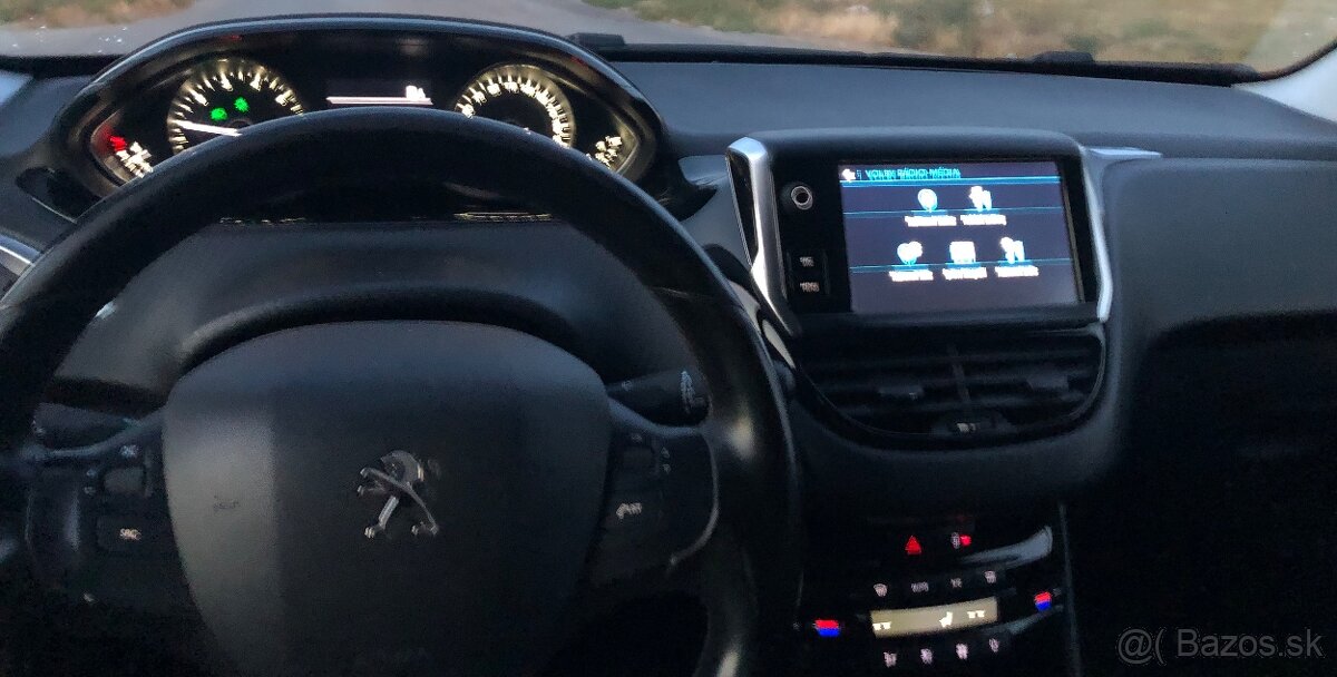 Predám Peugeot 208 - 7