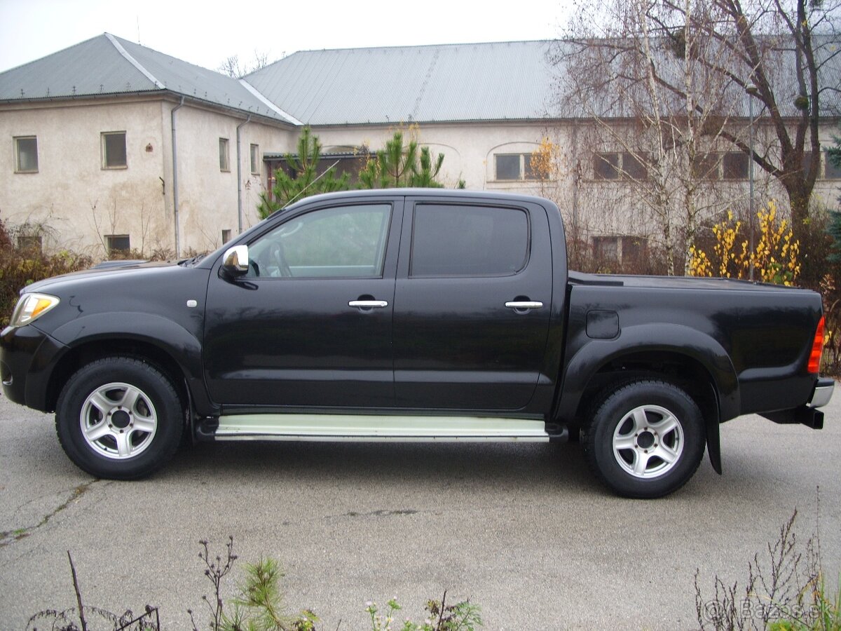 Toyota Hilux 2,5 D-4D 4x4 Zadná Uzávierka - 7