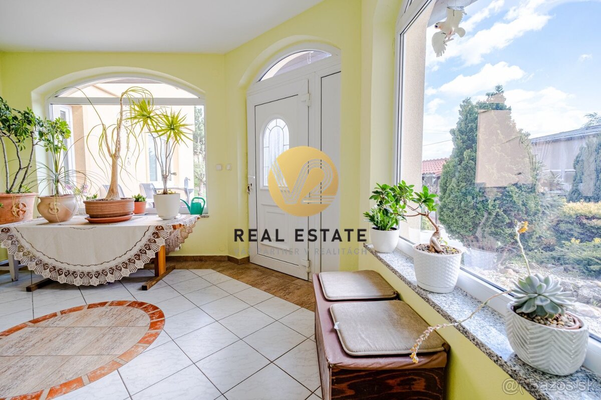 Na PREDAJ RD Zobor 120m2, pozemok 460m2 - 7