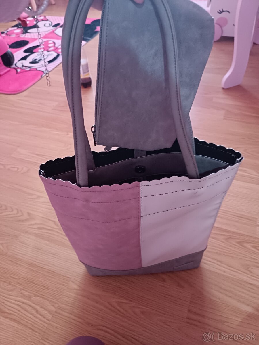 Balík dámskych kabeliek - 7