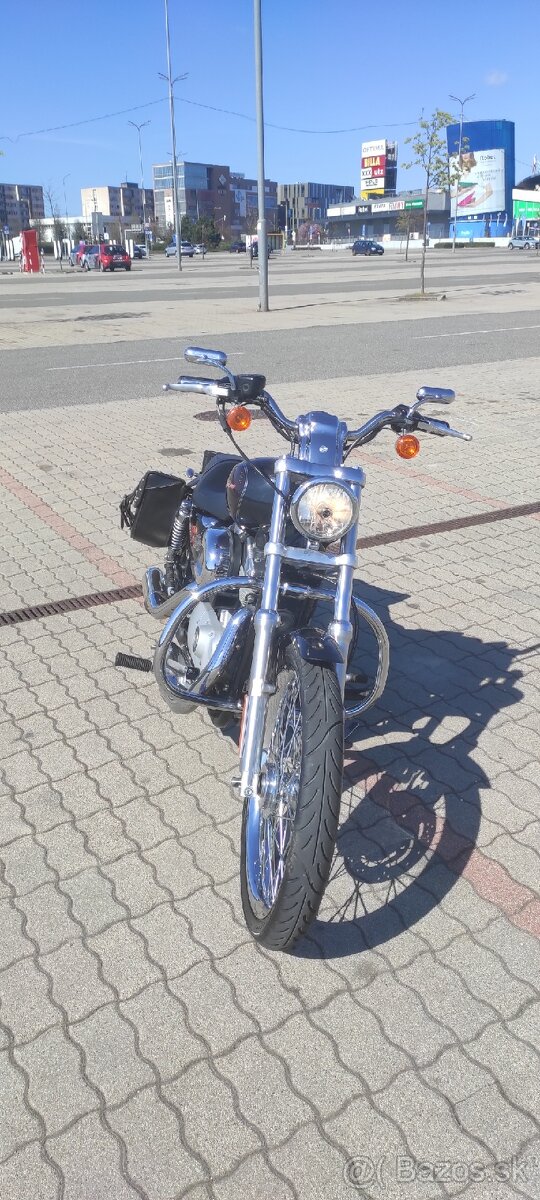 Predám Harley Davidson XL 883 C - 7