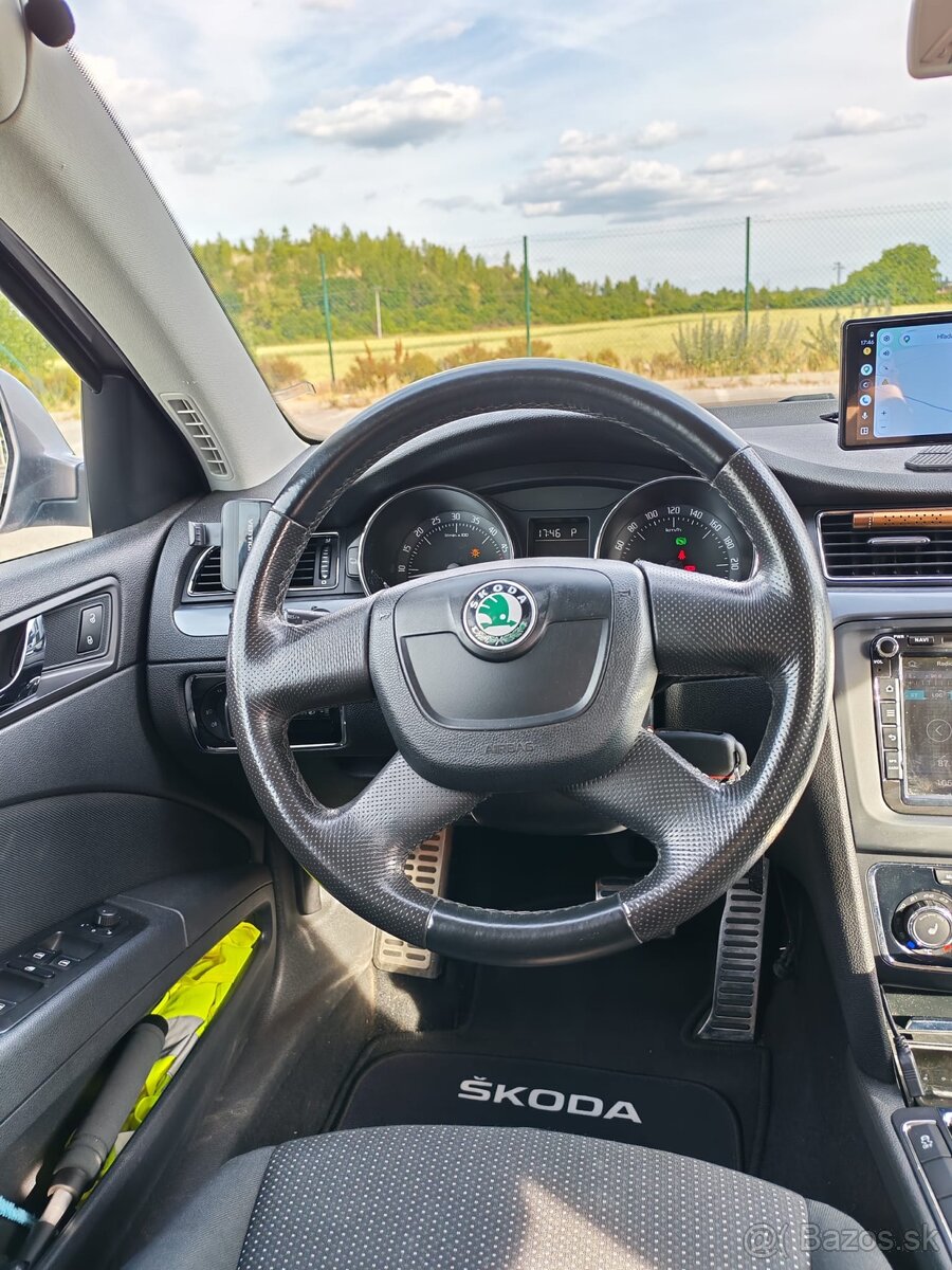 Predám Škodu SuperB Combi 2.0TDi 103KW DSG - 7