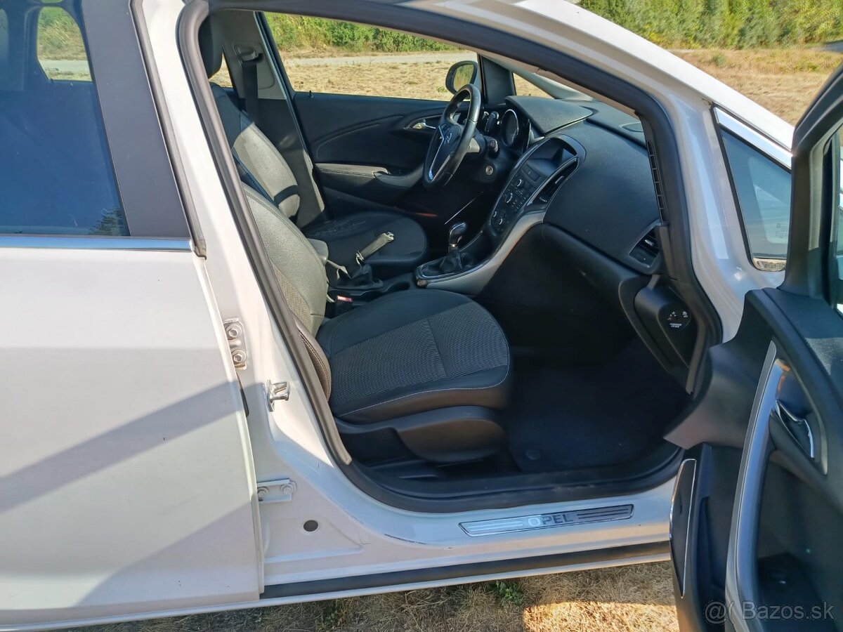 Opel Astra 1,7Cdti 2012 - 7