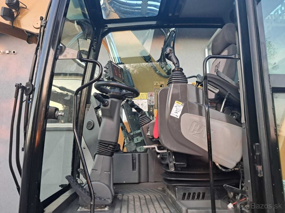 CATERPILLAR M318F + GPS 3D - 7