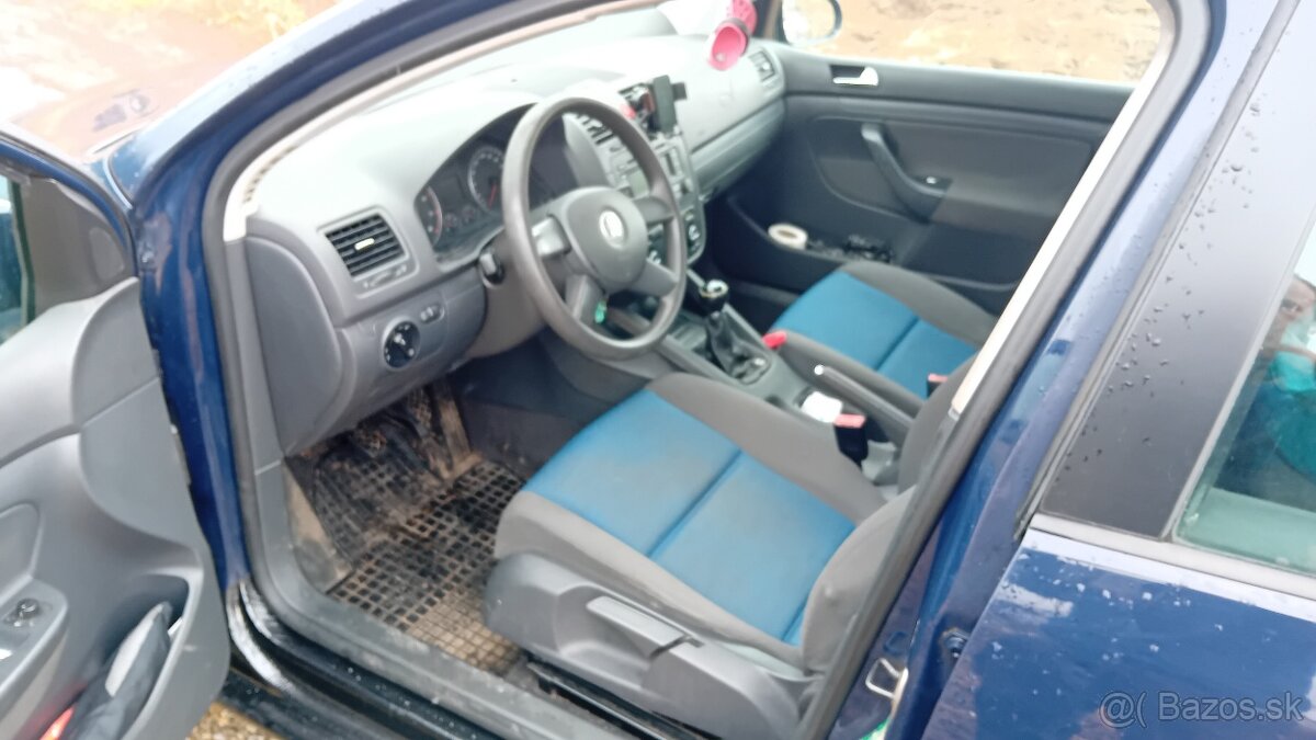 Predám GOLF 5 , 1,4 55kw - 7