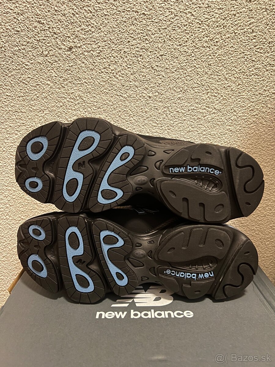 New Balance 1000 - 7
