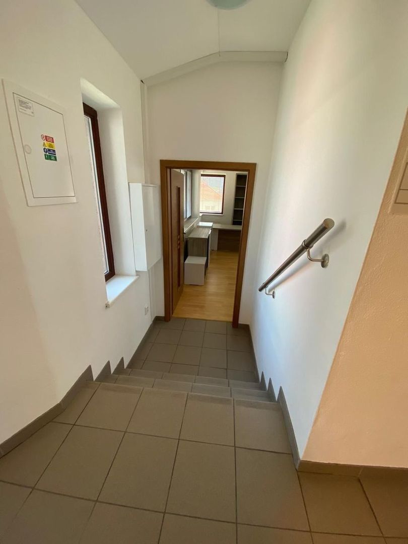 Prenájom kancelárskych priestorov – Popradská ulica, Bratisl - 7