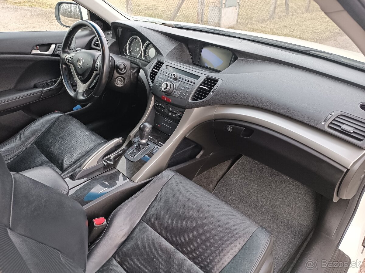 HONDA ACCORD 2.2 DIESEL PLNÁ VÝBAVA - 7