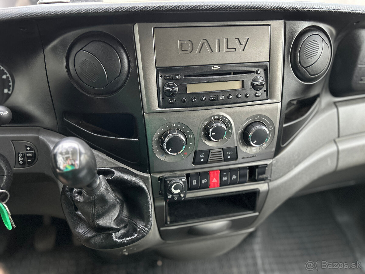 Iveco Daily 2.3, 7 miestne + regálový systém, odpočet DPH - 7