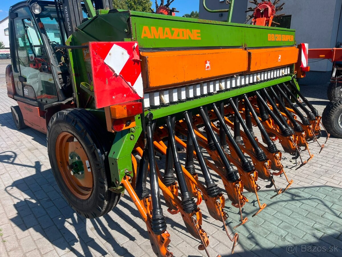 Secí stroj AMAZONE D8-30 3m - 7