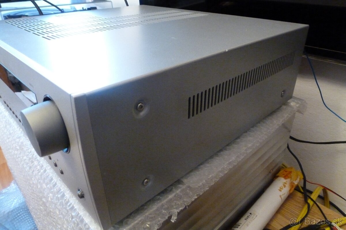 Arcam AVR350 7.1 Surround Sound Reciever - NOVÁ CENA - 7
