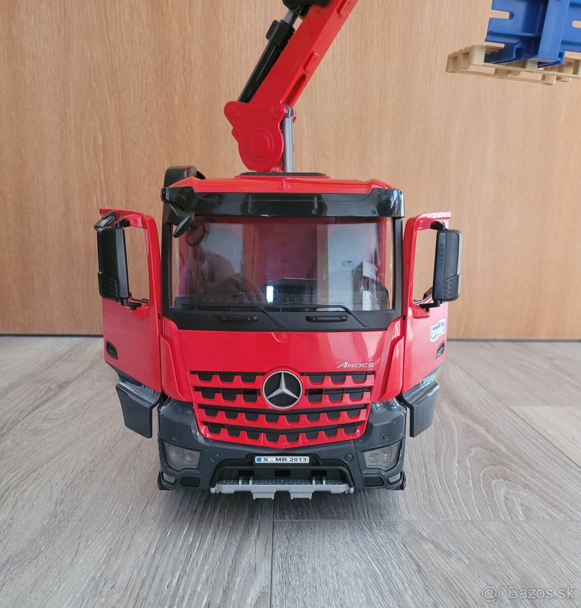 Bruder nakladne auto s rukou - 7