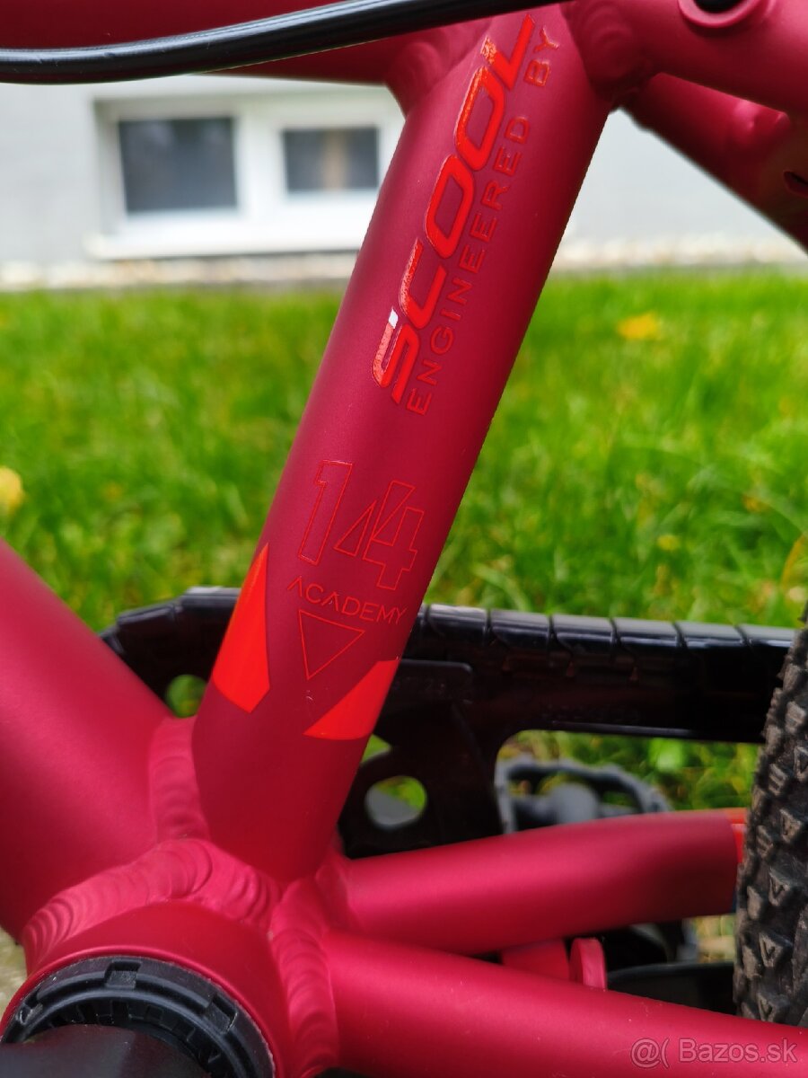 Academy Grade 2 14" red ultralight - 7