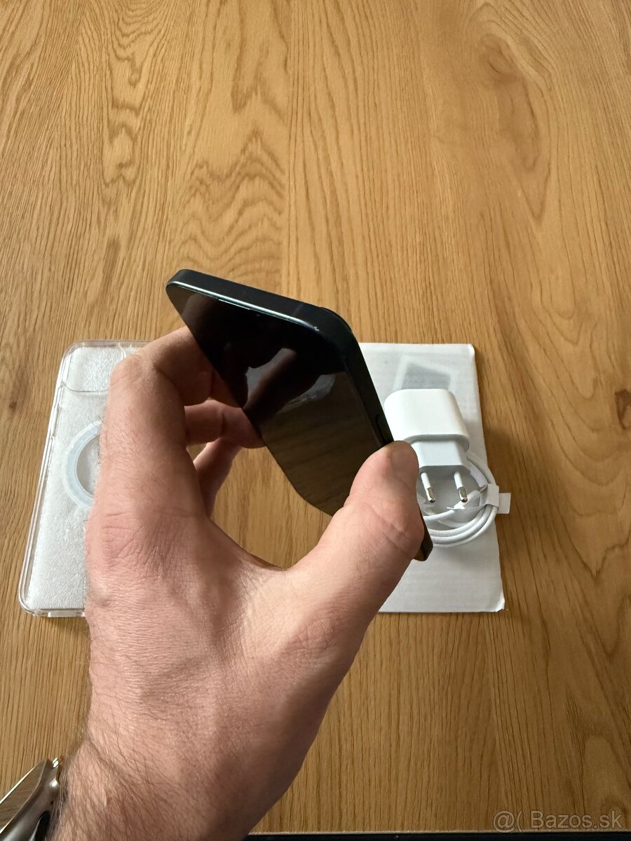 iPhone 15 Plus 128 gb Black v záruke + príslušenstvo - 7