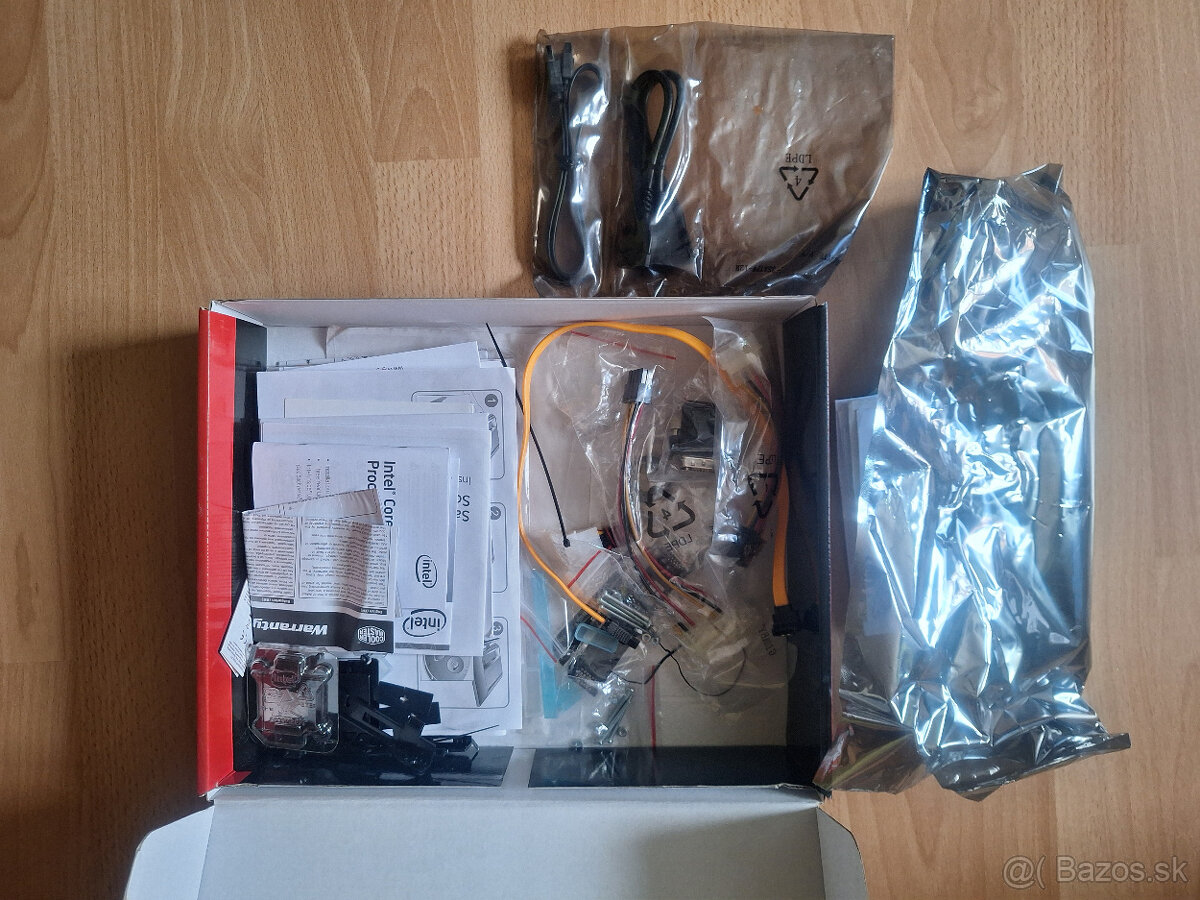 PC zostava s monitorom - 7