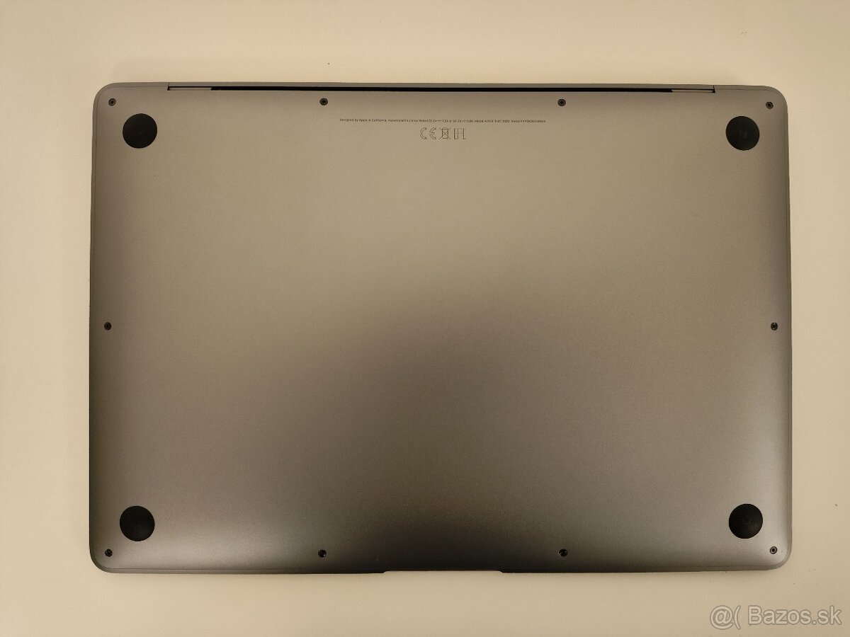 MacBook Air 2020 | i5 • 16GB • 256GB SSD - 7