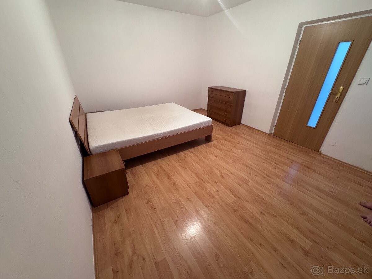 Prenajmem 2i. byt - 7