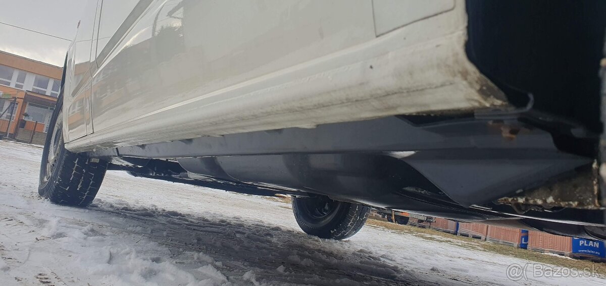 VW Transporter T5 - 7