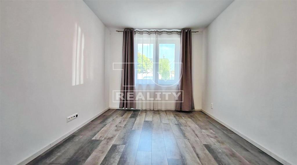 Moderný 4i dom s dvomi kúpeľňami, šatníkom a záhradou –... - 7