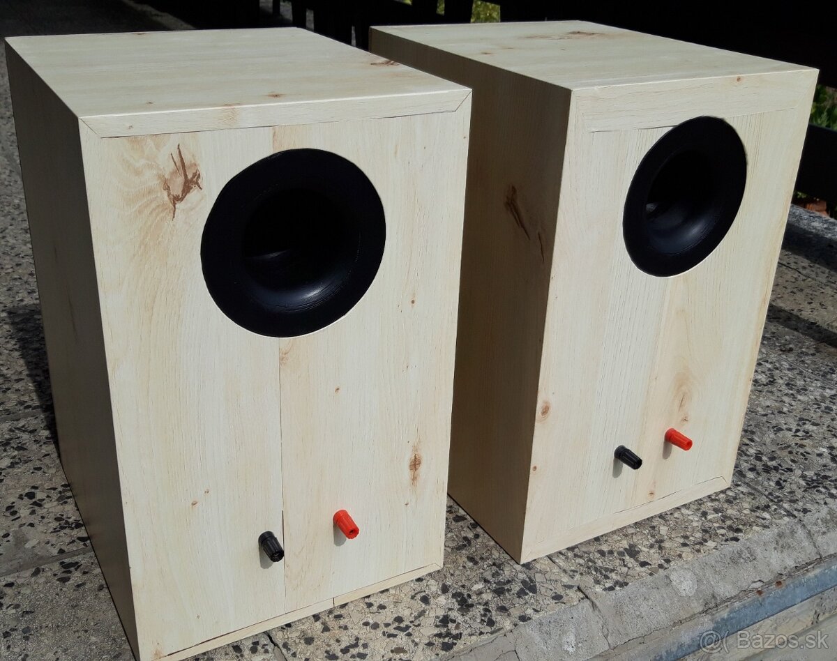 Predám pár UCD 280 - 7