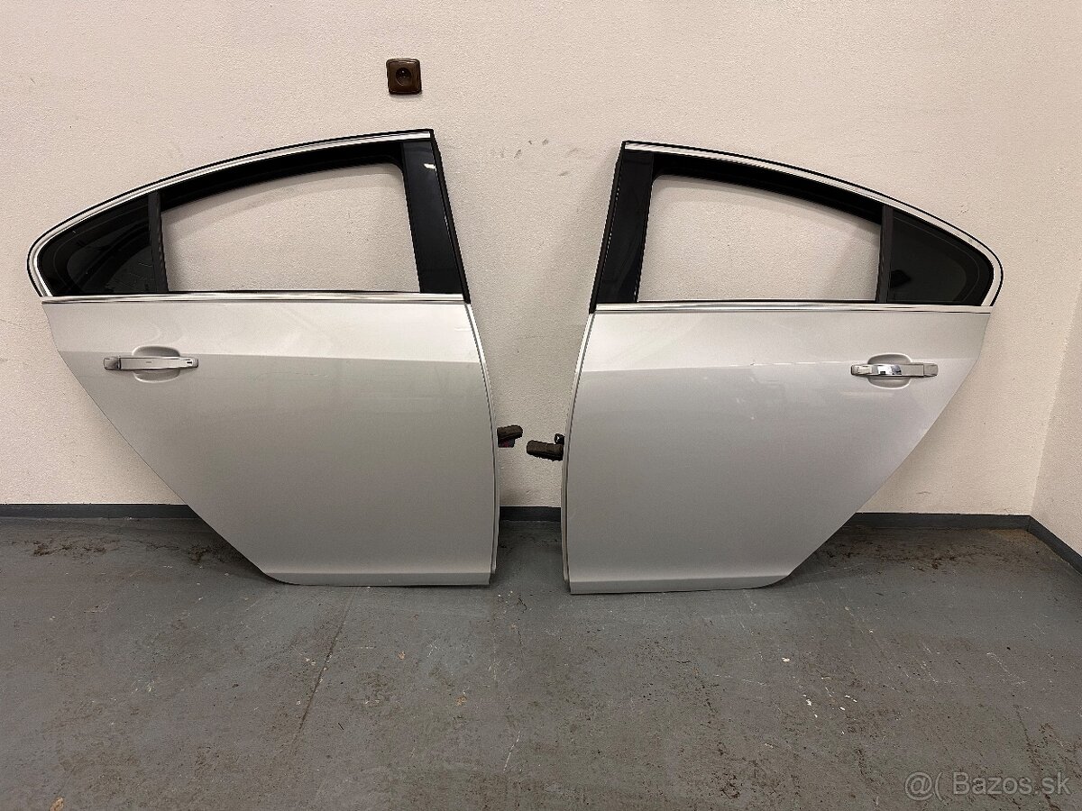 Opel Insignia A bočné dvere farba z176 - 7