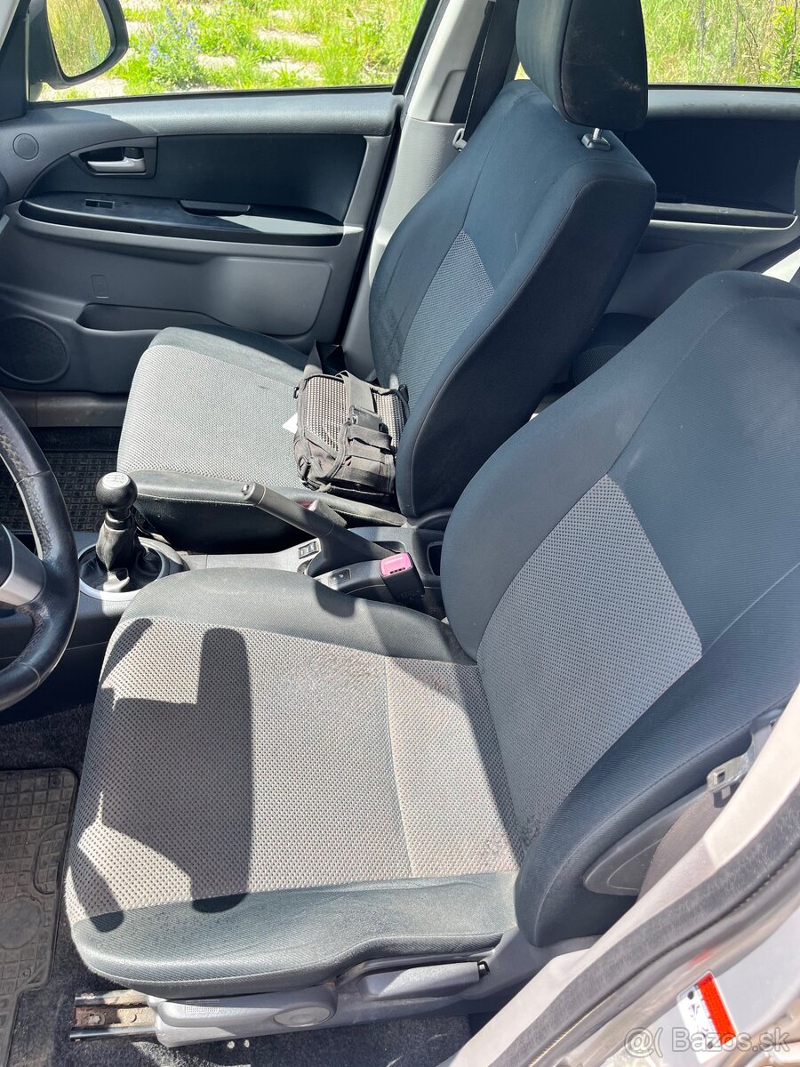 Suzuki SX4 4x4 - 7