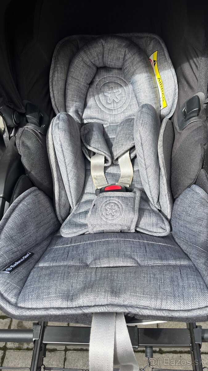 Vajíčko Kiddy i-size 2 + Isofix základňa - 7