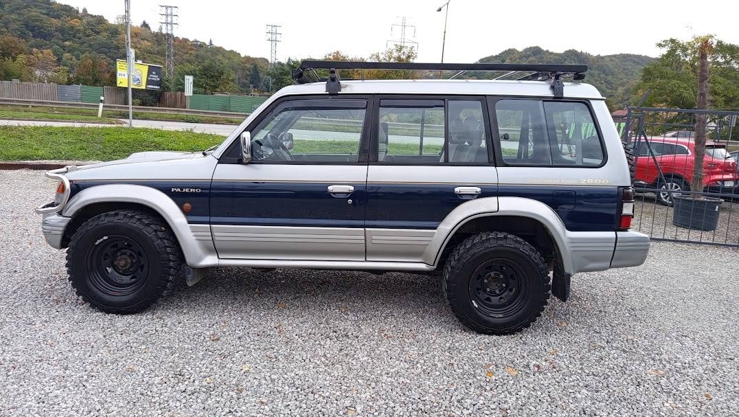 Mitsubishi Pajero 2,8 TD 92 KW 5 DV. - 7