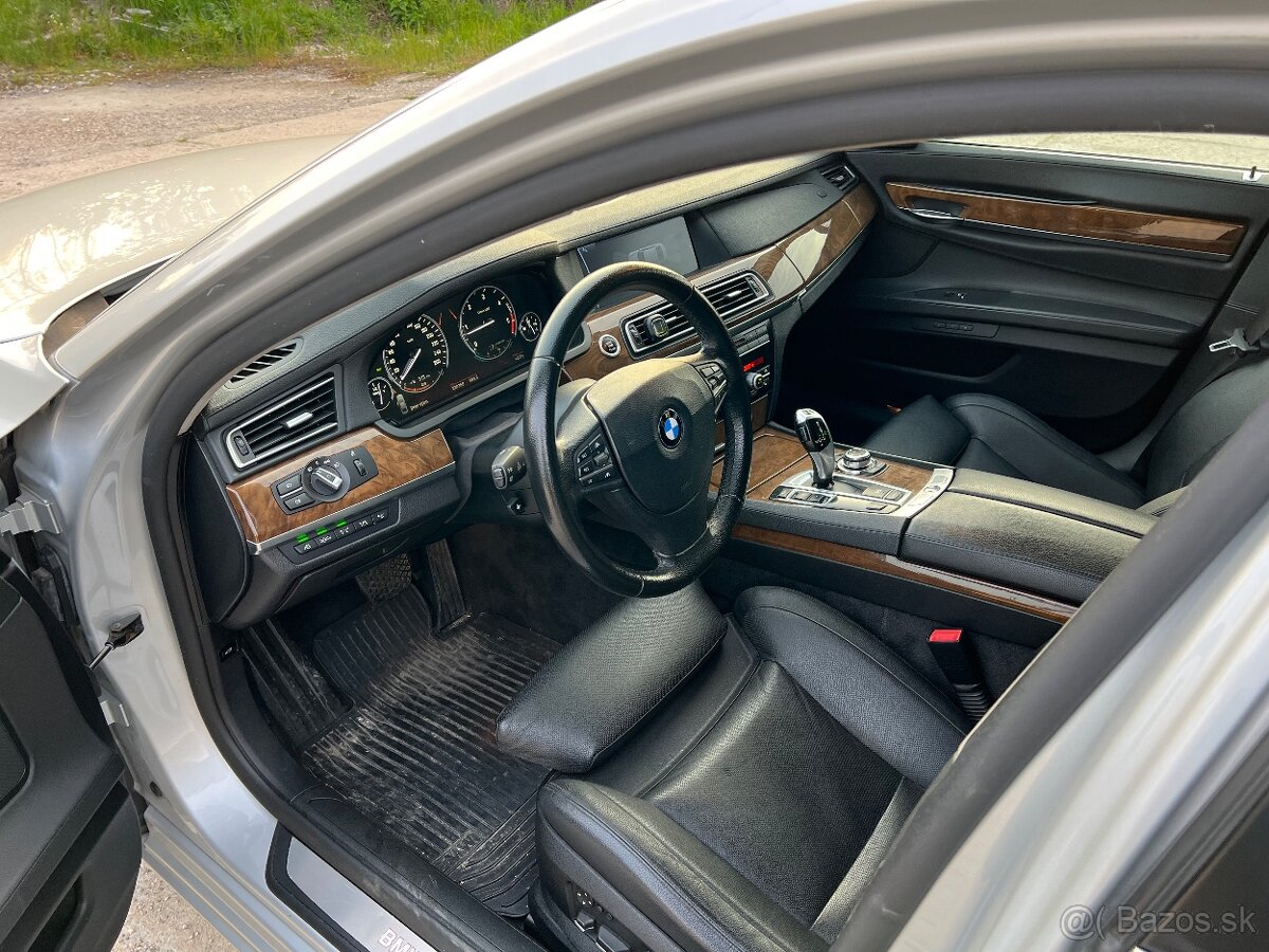 BMW 730dL F02 180kW - 7