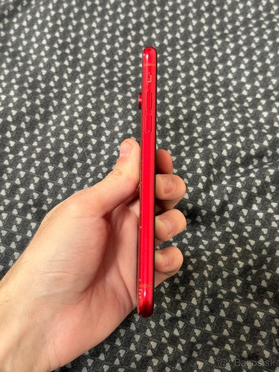 Apple iPhone XR 64gb - 7