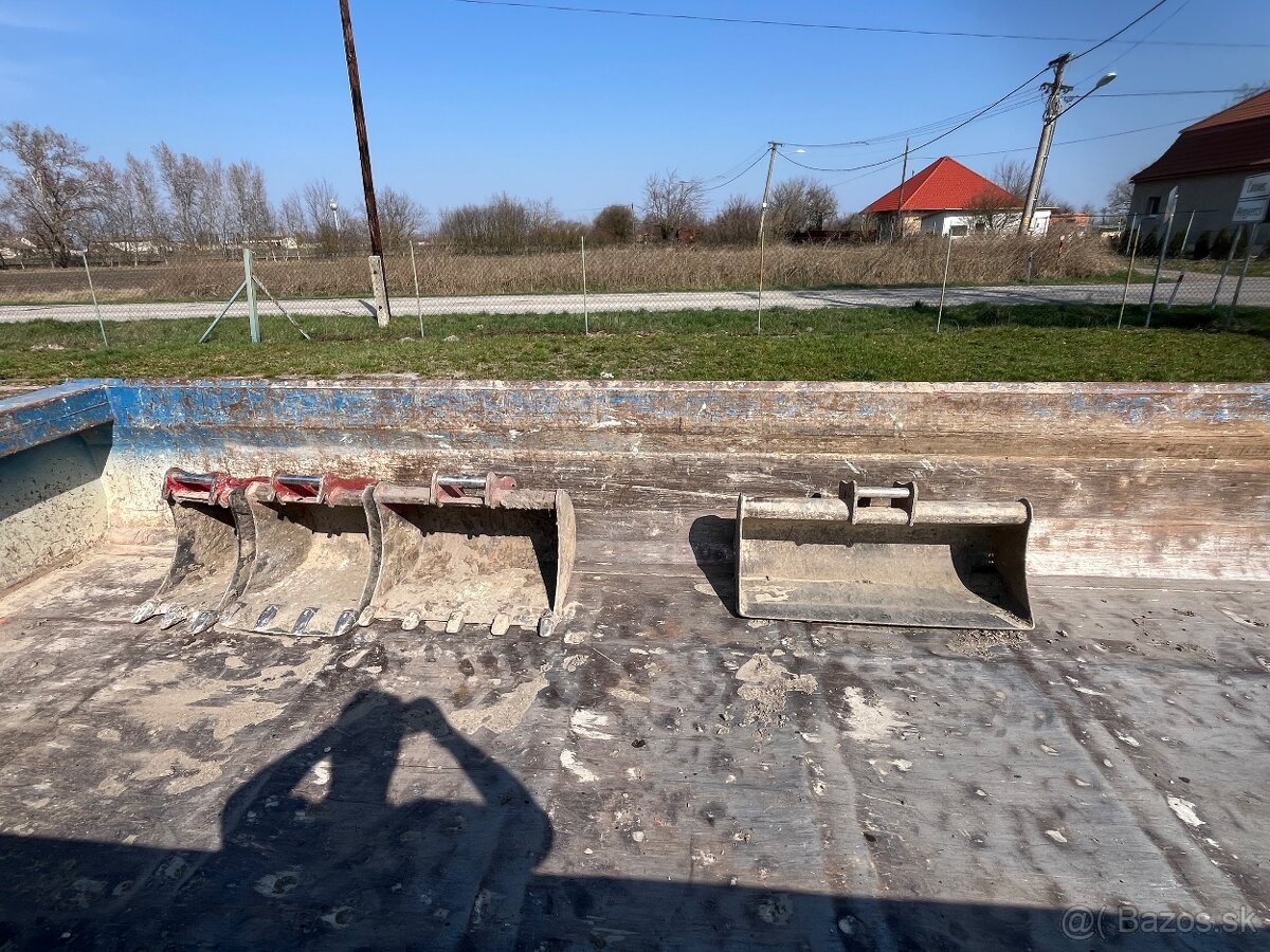 Mini bager Takeuchi TB225 - 7