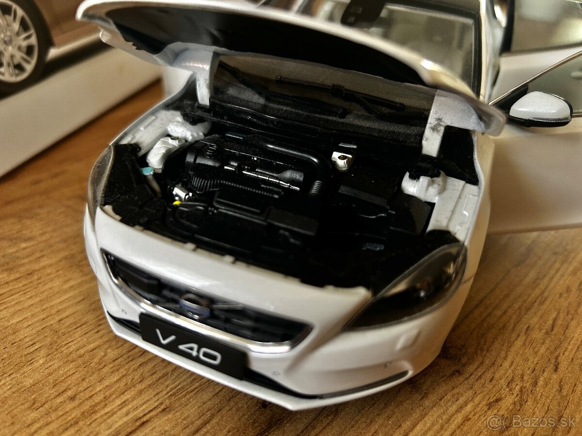 Volvo V40 1:18 - 7