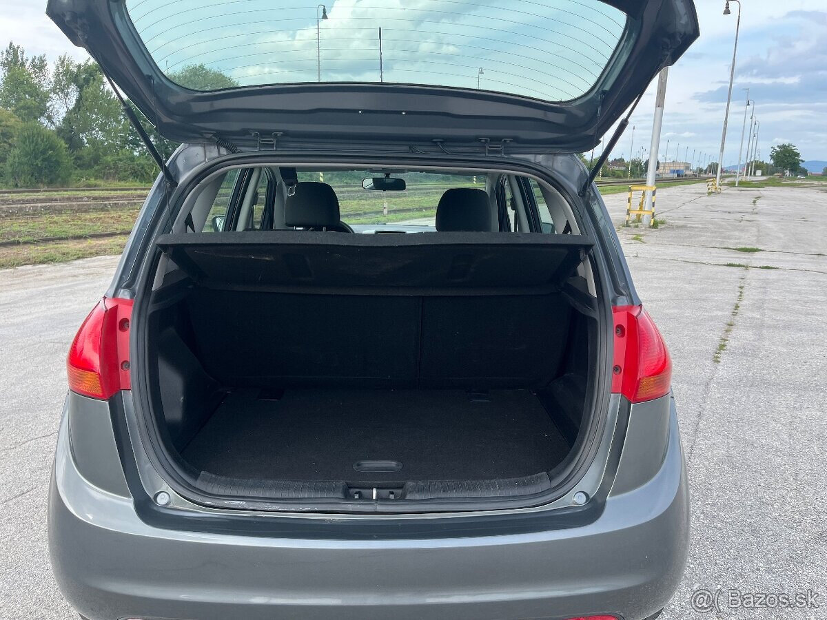 Kia Venga 1.4 benzin vision r.v 2011 - 7