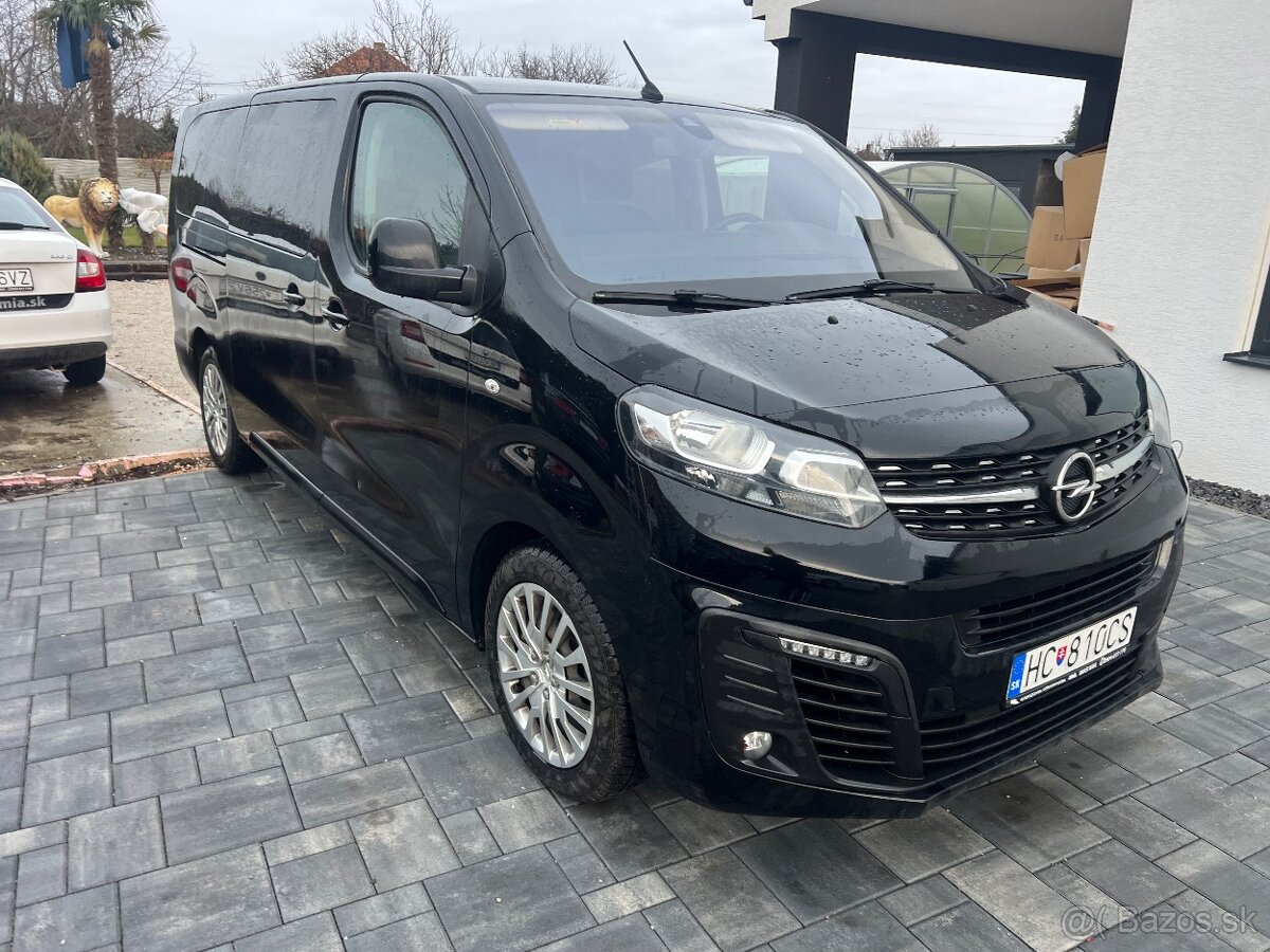 Auto na dovolenku 9 miestne - 7