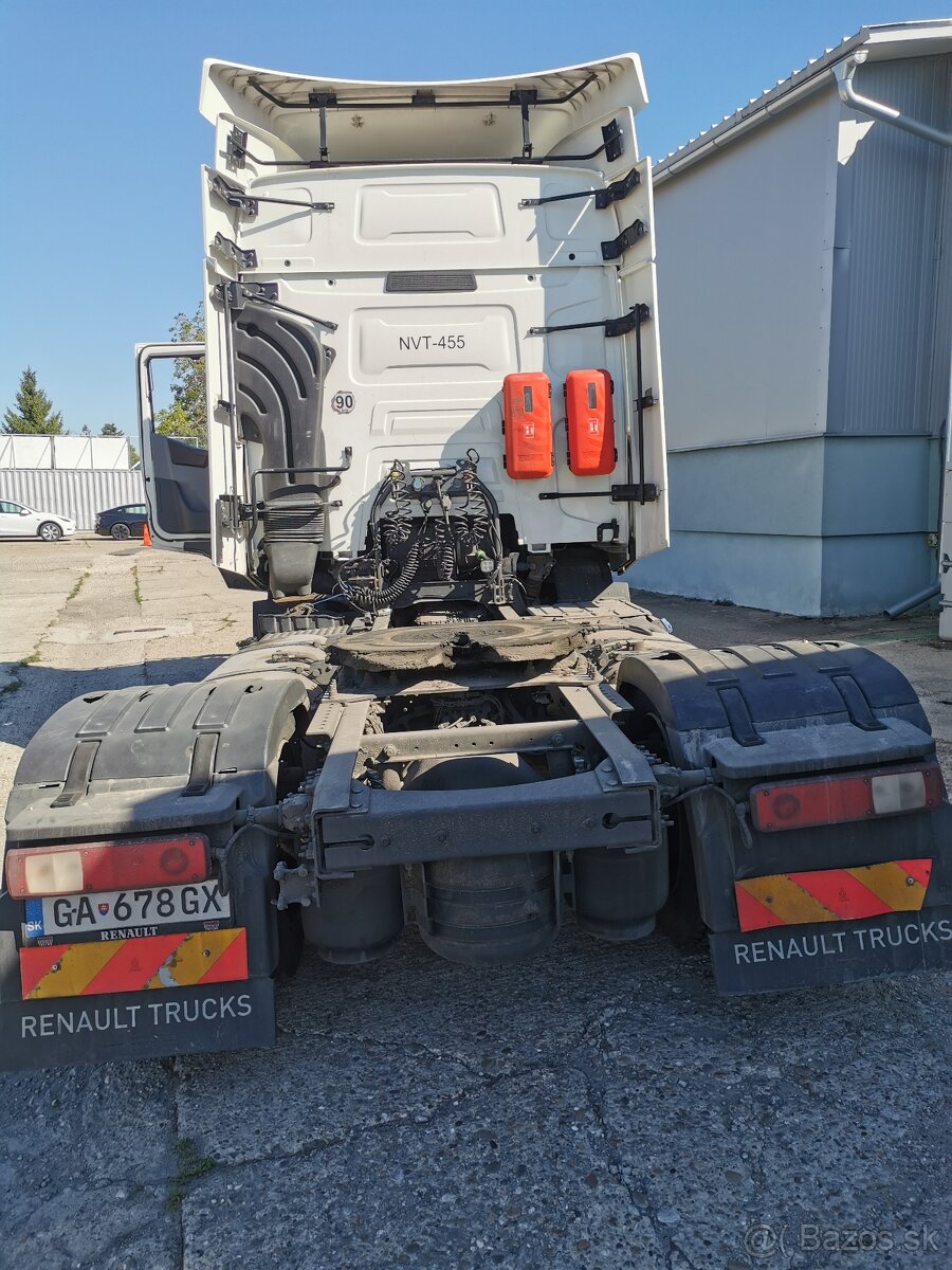Tahač Renault T - 7