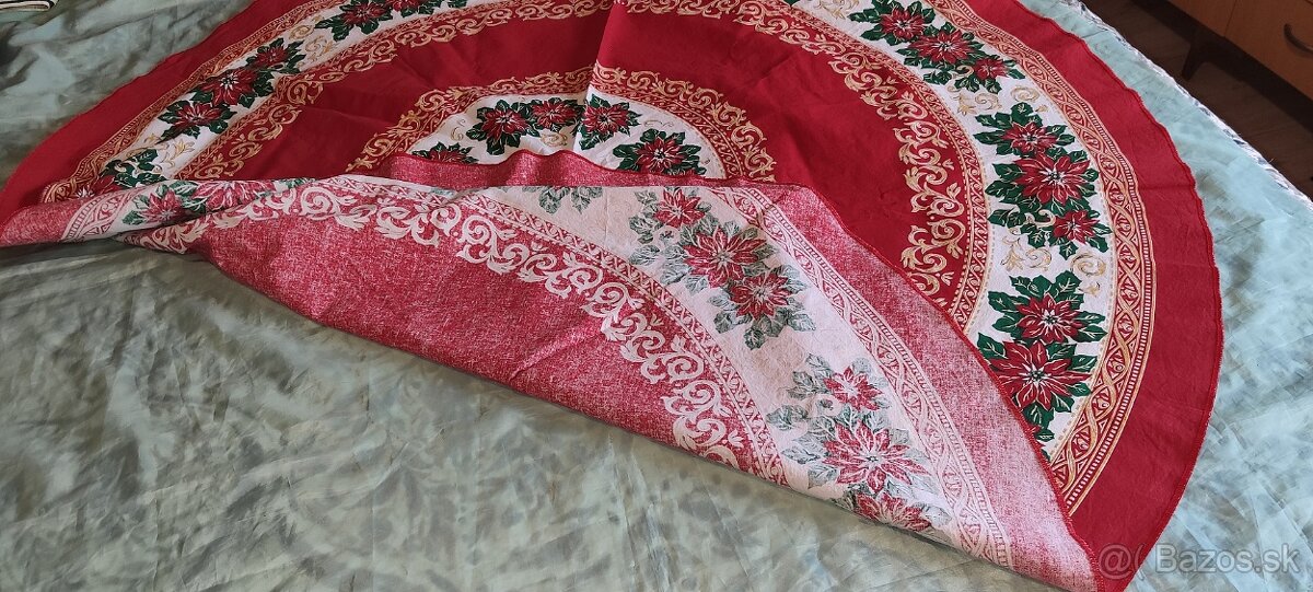 prekrásny vianočný obrus - 7