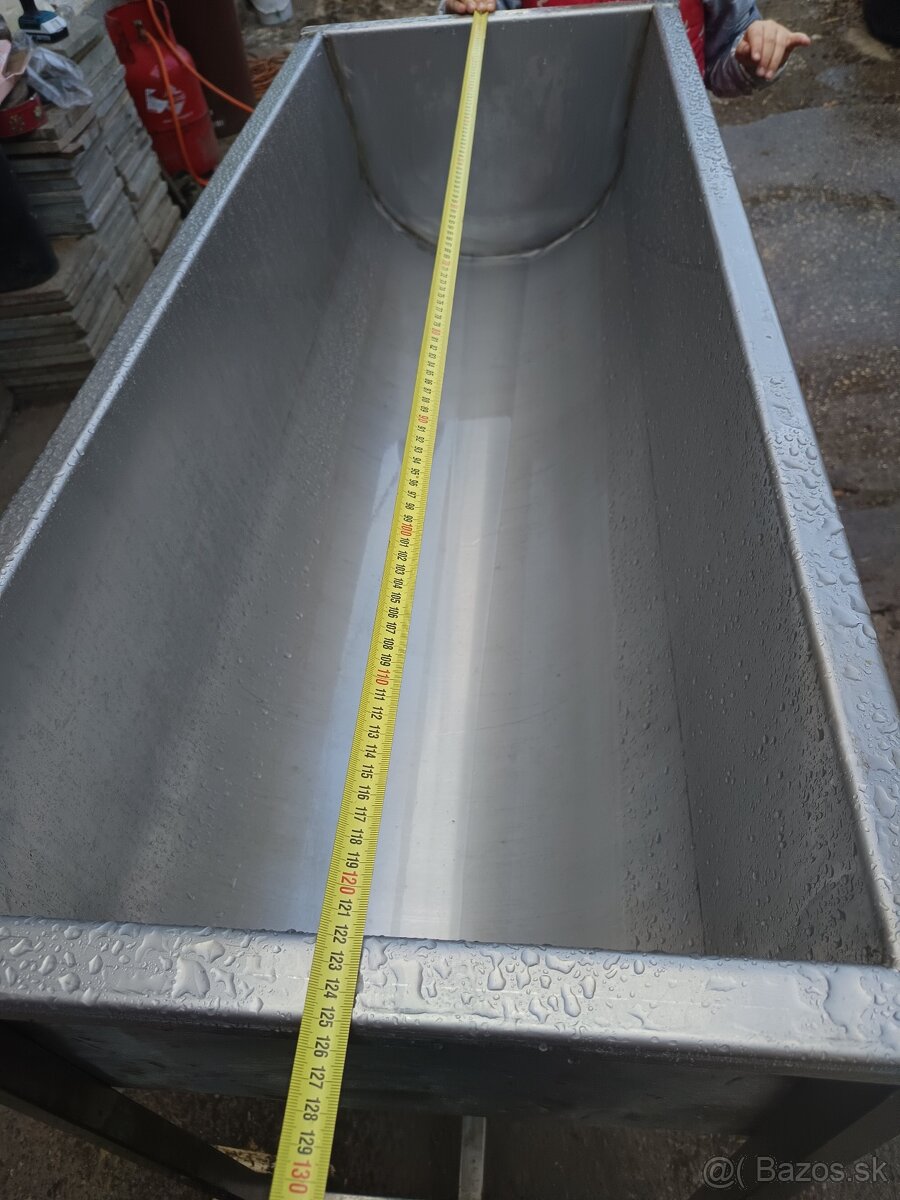 nerezové koryto - 7