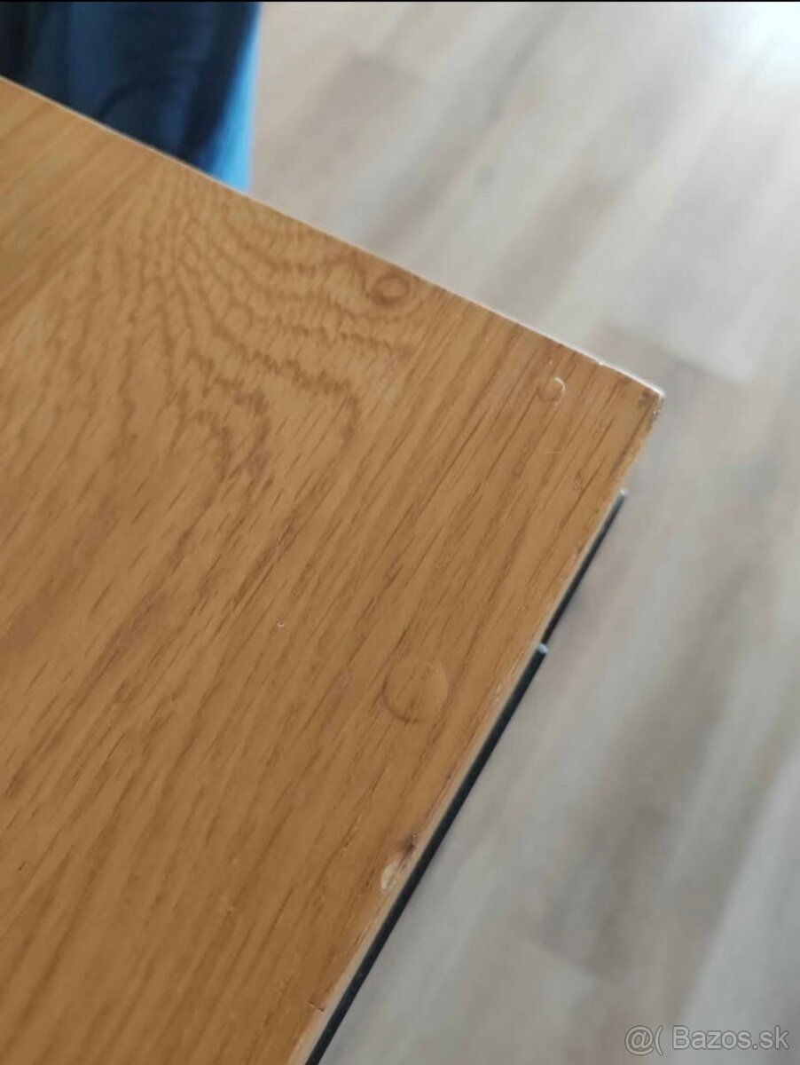 Jedálenský stôl - 7