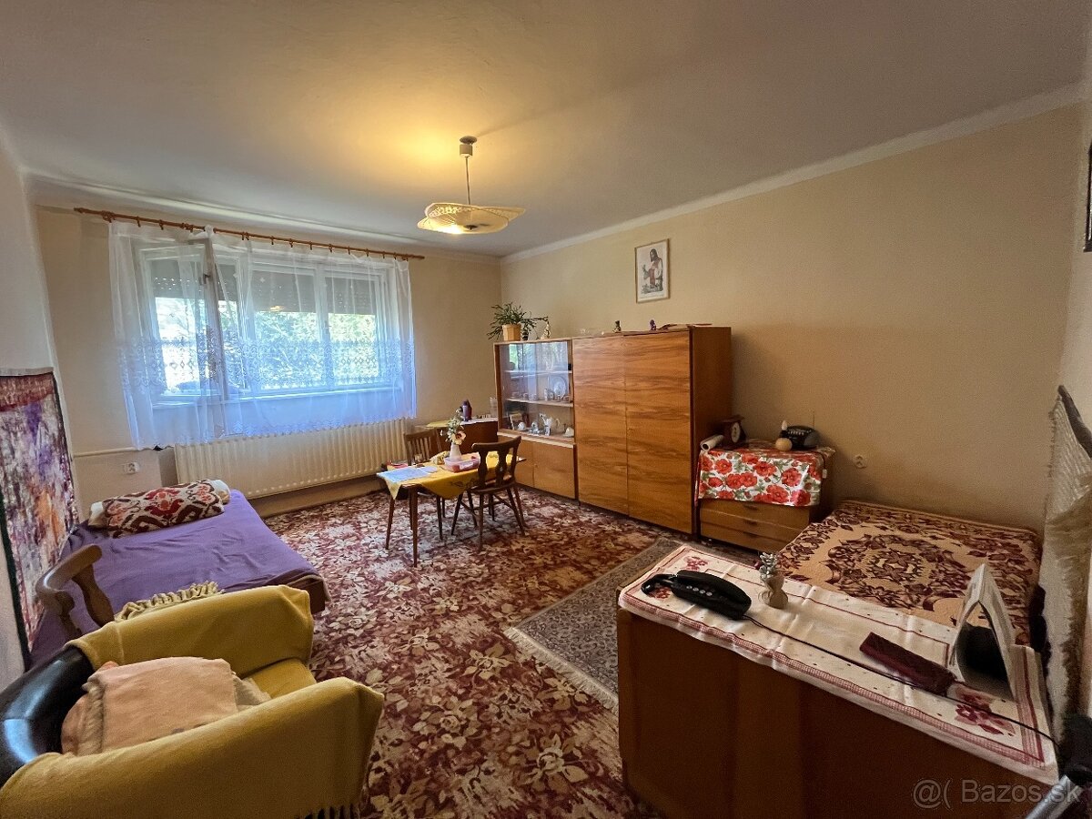 Šaca - 5 izbový rodinný dom s peknou záhradou - 7