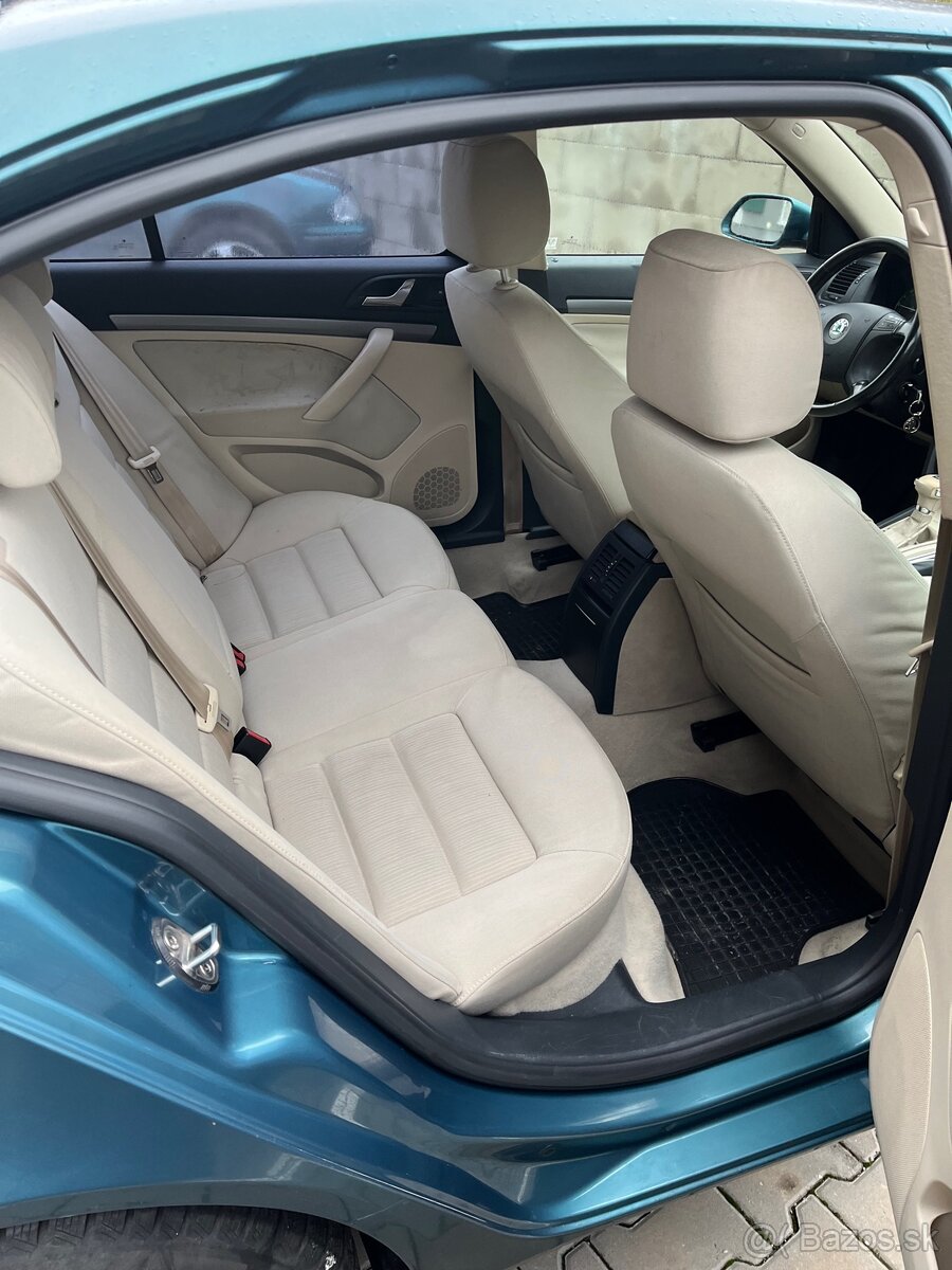 Škoda octavia 1.9 TDI 77KW DSG - 7