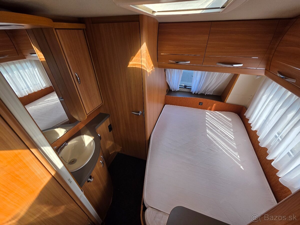 Obytny prives Hobby 540 KMFE - solarny panel, mover - 7