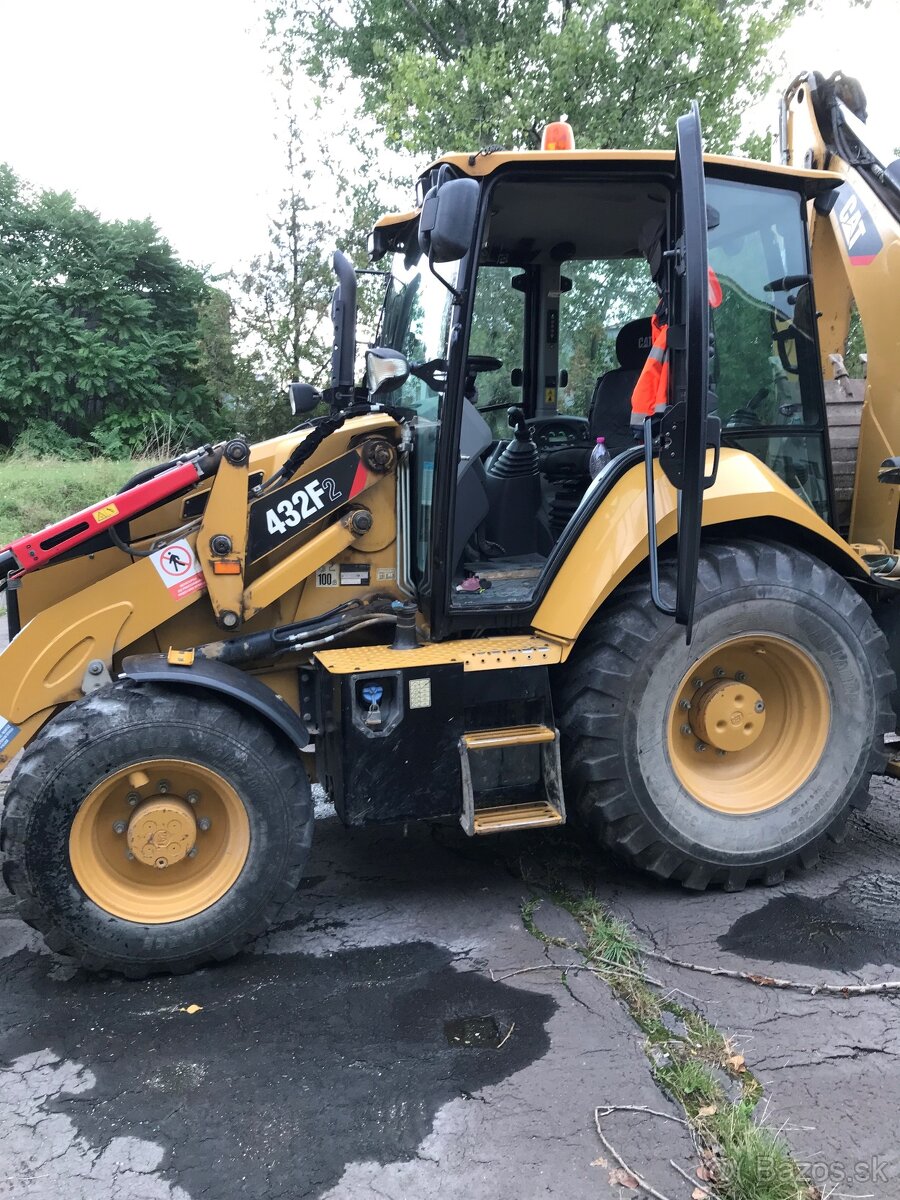 Caterpillar 432F2 - 7