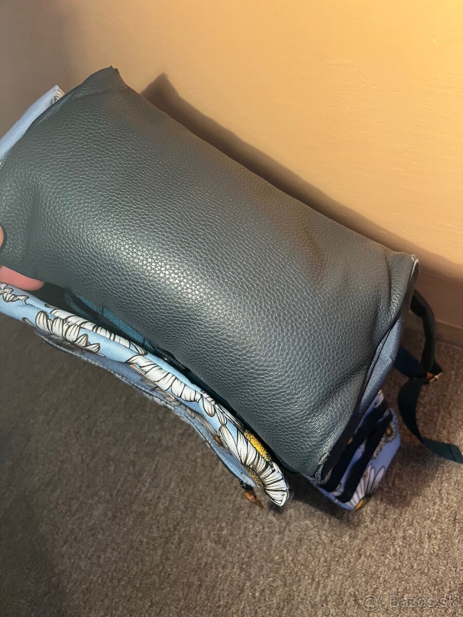 Cabaïa Batoh - Modrý, kapsičky so sedmokráskami - 7