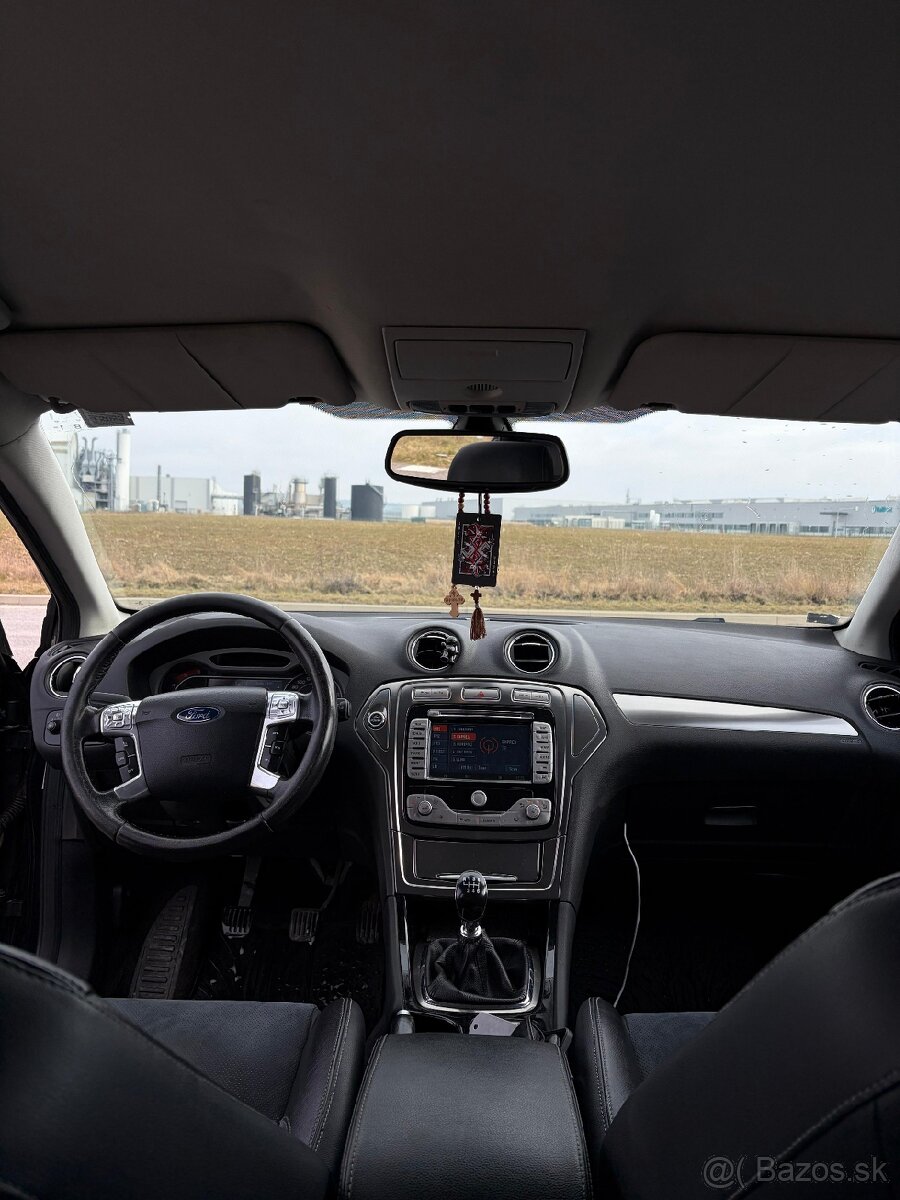 Predám Ford mondeo - 7