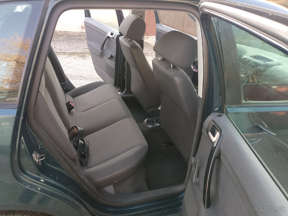 Volkswagen Polo 1, 4 benzín - 7