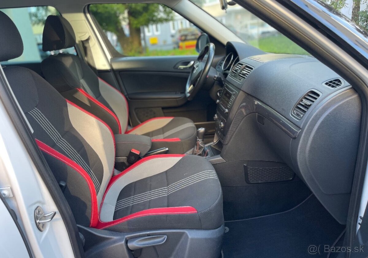 Yeti Monte Carlo 2.0 CR 4x4 - 7