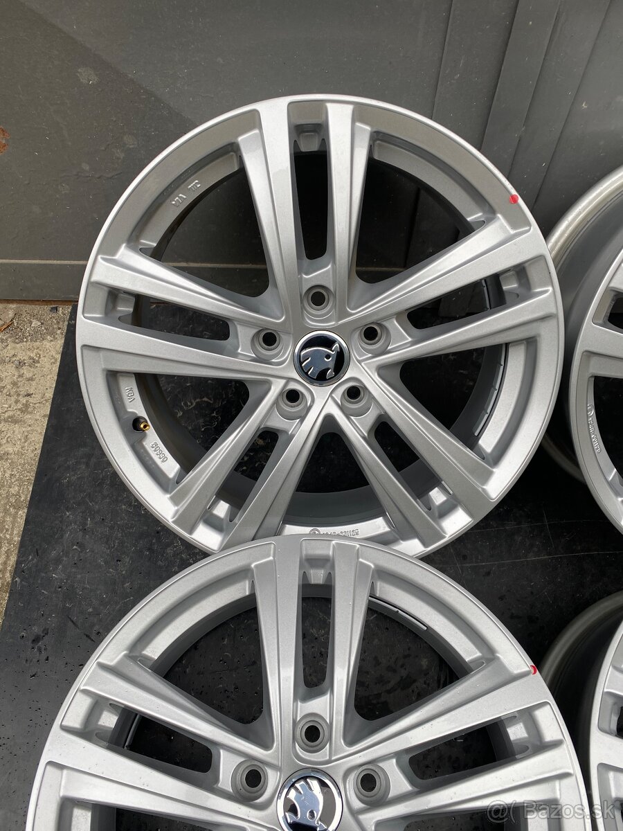 ✅ R17 ®️ Originál Seat VW Škoda 5x112 7J ET40 ✅ Superb / B8 - 7