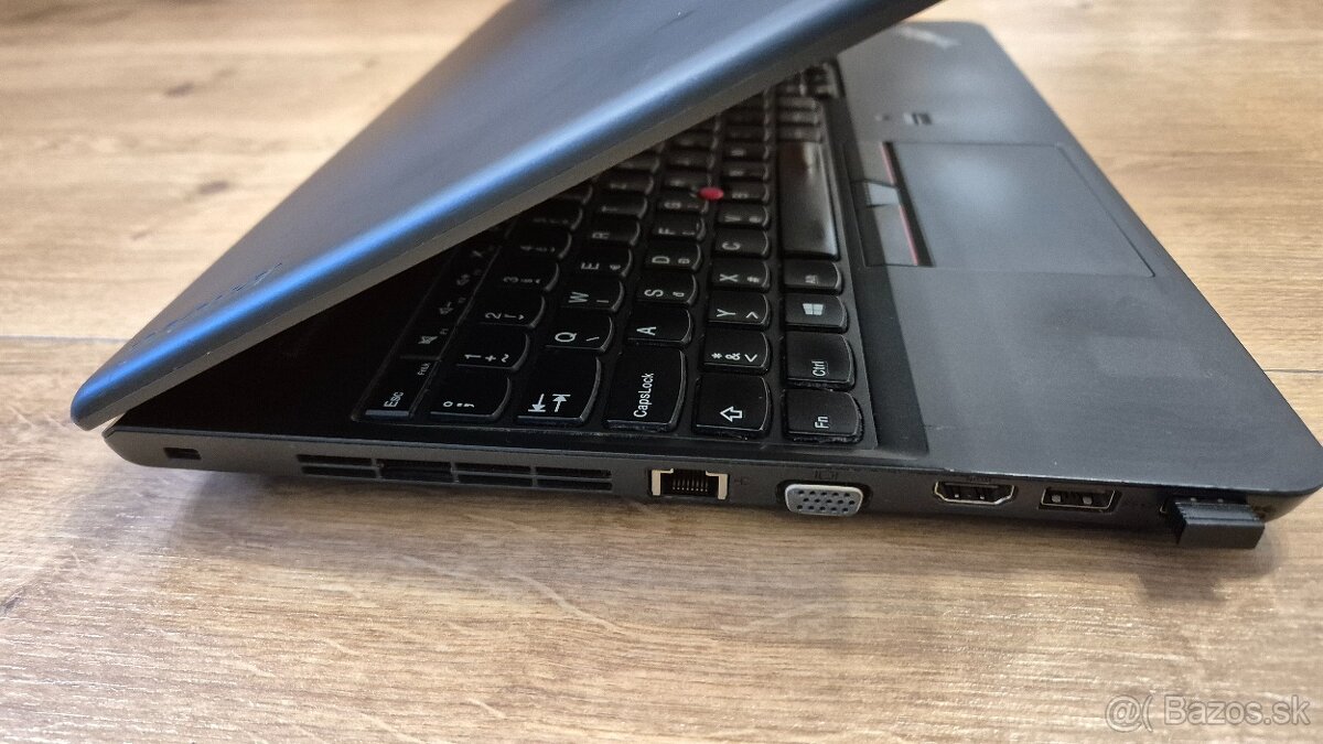 Predám notebook Lenovo ThinkPad E550 - 7